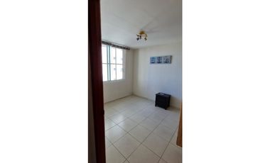Alquilo amplio apartamento en punta pacifica ID4864487