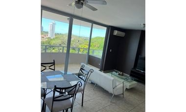 Alquilo extraordinario apartamento amoblado a pasos de la playa