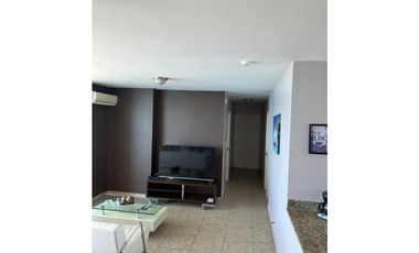 Alquilo extraordinario apartamento amoblado a pasos de la playa