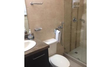 Venta o alquiler en PH Embassy Village, Clayton