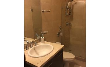 Venta o alquiler en PH Embassy Village, Clayton