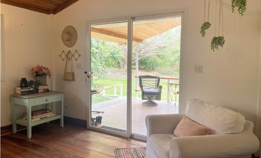 se vende finca con cabañas en San Carlos