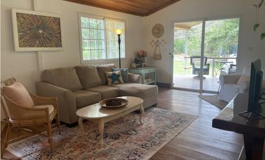 se vende finca con cabañas en San Carlos