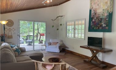 se vende finca con cabañas en San Carlos