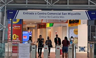 ALQUILER LOCAL EN CENTRO COMERCIAL SAN MIGUELITO
