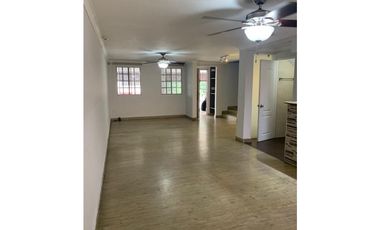 VENDO CASA EN BETHANIA LISTA PARA MUDARSE $285.000!!