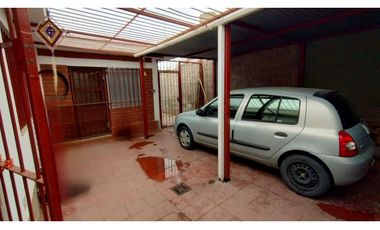 CASA · VENTA · LAS HERAS  · A 2 CUADRAS PLAZA · 3 DORMITORIOS