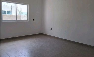 CASA SOLA EN VENTA EN YAUTEPEC