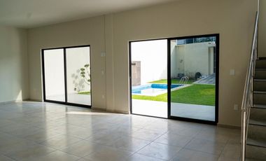 CASA EN RESIDENCIAL BURGOS
