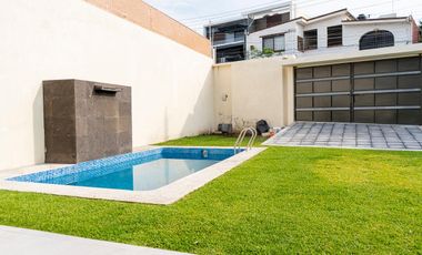 CASA EN RESIDENCIAL BURGOS