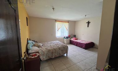 Casa en venta en Tuzamapan a 500 metros de la carretera.