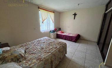 Casa en venta en Tuzamapan a 500 metros de la carretera.