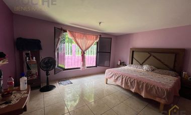 Casa en venta en Tuzamapan a 500 metros de la carretera.