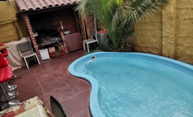 Venta Casa 4D/2B - San Joaquín