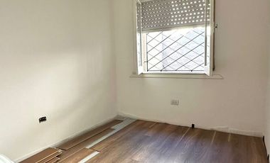 VENTA BERNAL OESTE CASA 3 AMBIENTES