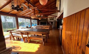 VENTA CASA DOBLE LOTE CON PISCINA WILDE