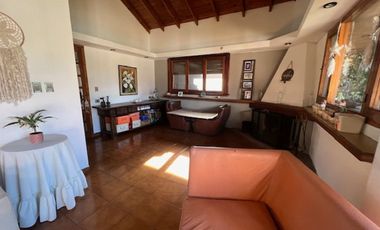 VENTA CASA DOBLE LOTE CON PISCINA WILDE