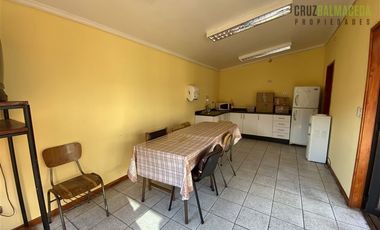 Sitio en Venta en Oficinas con amplio sitio esquina de 822 M2 cercano a Sector Centro