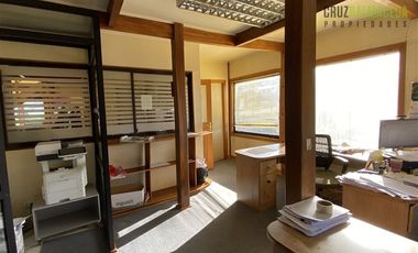 Sitio en Venta en Oficinas con amplio sitio esquina de 822 M2 cercano a Sector Centro