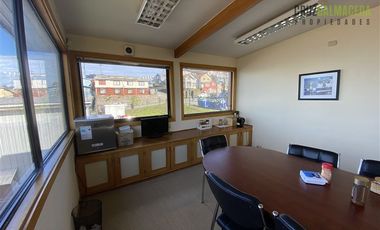 Local Comercial en Venta en Oficinas con amplio sitio esquina de 822 M2 cercano a Sector Centro