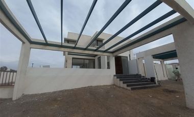 Casa en Arriendo en La Herradura
