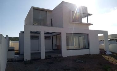 Casa en Arriendo en La Herradura