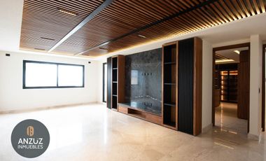 Venta casa 4 recámaras a 5 min de Sonata, fracc. cerrado y jardín