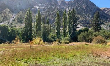 Terreno en venta en el Cajón del Maipo.