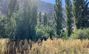 Terreno en venta en el Cajón del Maipo.