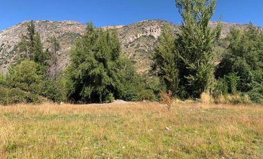 Terreno en venta en el Cajón del Maipo.