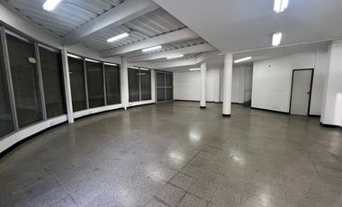 LOCAL EN ARRIENDO UBICADO EN EL POBLADO SECTOR BARRIO COLOMBIA