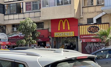 SE VENDE LOCAL COMERCIAL EN PLAZA VERGARA (CÓD. 410)