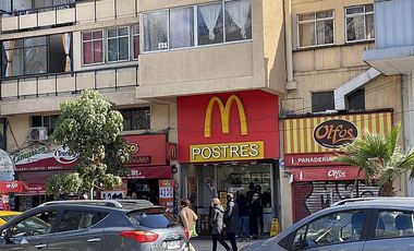 SE VENDE LOCAL COMERCIAL EN PLAZA VERGARA (CÓD. 410)