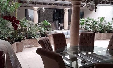 EXCELENTE CASA EN VENTA/EL PARQUE NAUCALPAN