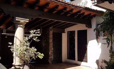 EXCELENTE CASA EN VENTA/EL PARQUE NAUCALPAN