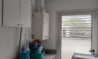 Casa 3 ambientes con cochera en Complejo Bernal Centro