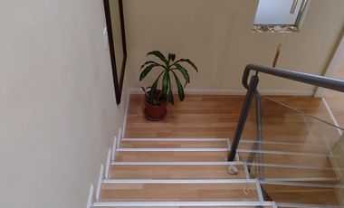 Casa 3 ambientes con cochera en Complejo Bernal Centro