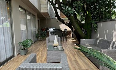 Casa en venta en Lomas de Tecamachalco