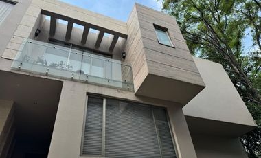 Casa en venta en Lomas de Tecamachalco