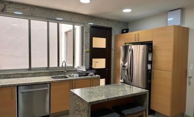 Casa en venta en Lomas de Tecamachalco