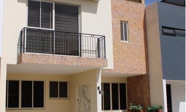 Casa en Venta en  Los Robles