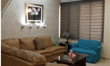 Casa en Venta en  Los Robles