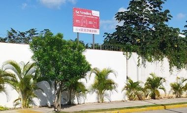 OPORTUNIDAD - DESARROLLADORES CANCÚN, $3,800,000.00 ENTRE AV. HUAYACÁN Y AV. 135