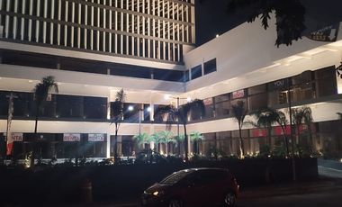 OPORTUNIDAD - DESARROLLADORES CANCÚN, $3,800,000.00 ENTRE AV. HUAYACÁN Y AV. 135