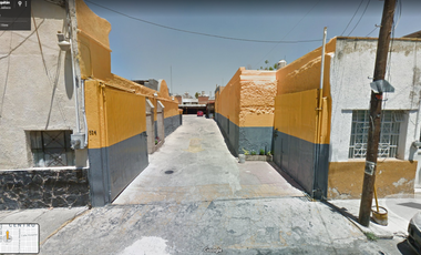 TERRENO COMERCIAL CON OFICINAS  EN RENTA ZONA CENTRO