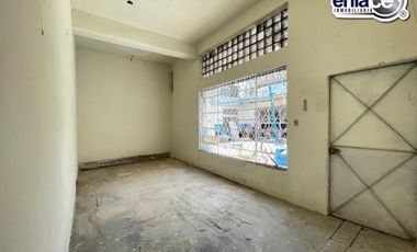Renta de Bodega con oficinas