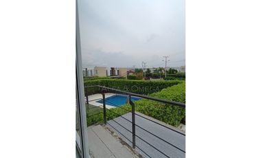 Venta Casa de Descanso con Piscina en Ricaurte – Cundinamarca