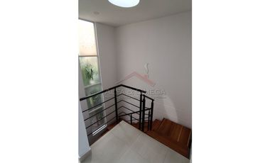 Venta Casa de Descanso con Piscina en Ricaurte – Cundinamarca