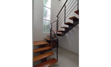 Venta Casa de Descanso con Piscina en Ricaurte – Cundinamarca