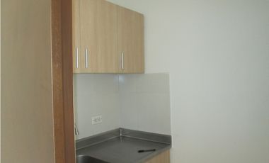 Oficina en venta en sector de Oviedo - El Poblado